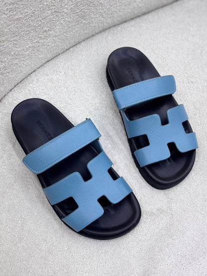 Hermes slipper
100 dhs🇦🇪🇦🇪
Size 36-42

Zain55
♥️♥️♥️