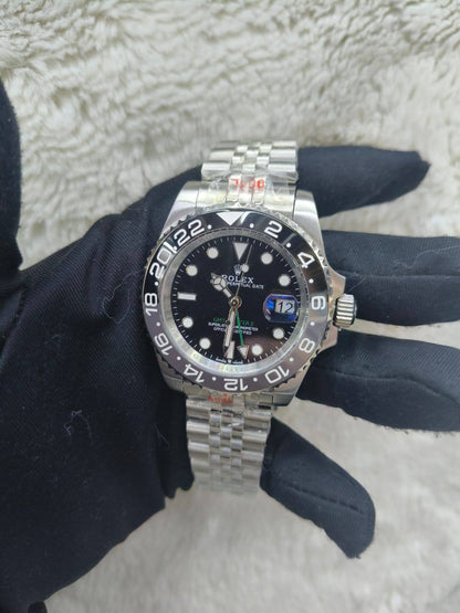Rolex automatic,for man 
230 dhs🪙🌨️

Zain25
♥️♥️♥️