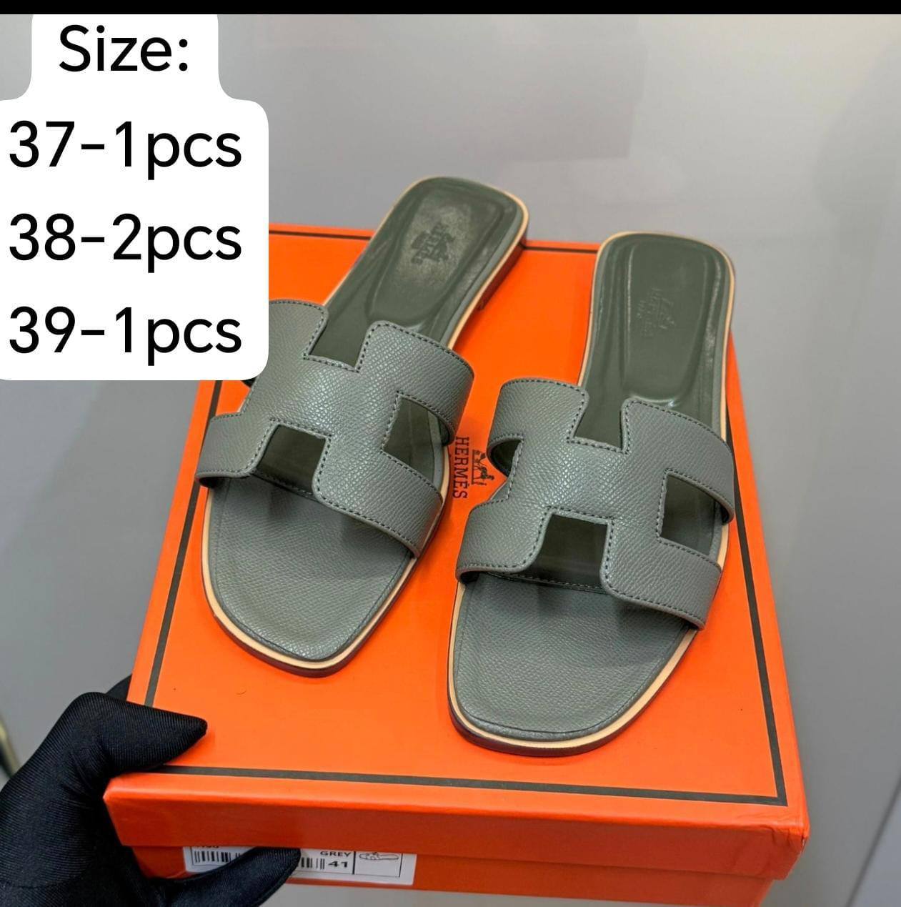 Hermes
85 dhs💓

Zain40
♥️♥️♥️