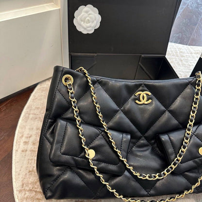 CHANEL 
NEW CAME NEW CAME 
GOOD QUALITY 
100 dhs✅
Size:40cm

Zain39
♥️♥️♥️