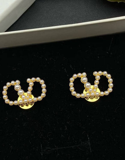 Valentino Earrings* 💕
Master quality 

45 dhs🗽
normal box 📦

Zain48
♥️♥️♥️