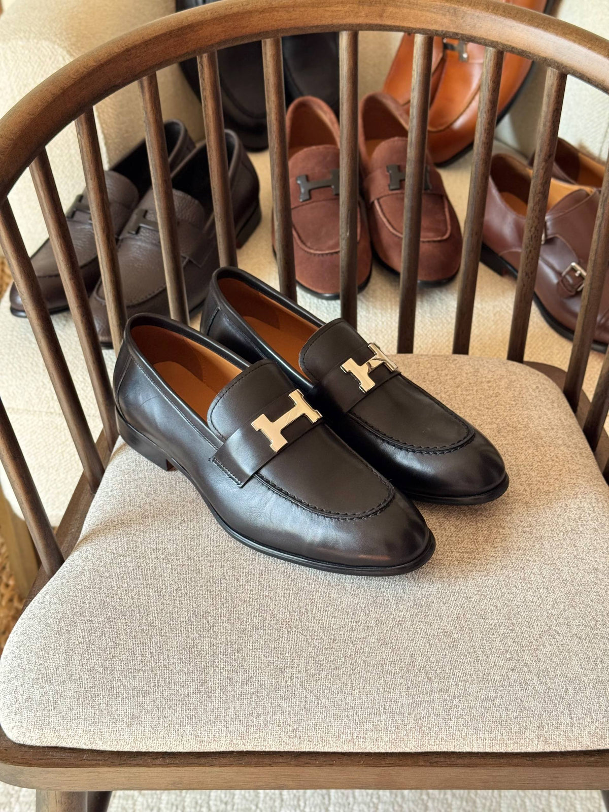 Hermes LOAFER 

VIP QUALITY 

SIZE: 40 TO 46 

630 dhs🇦🇪🇦🇪

Zain185
♥️♥️♥️