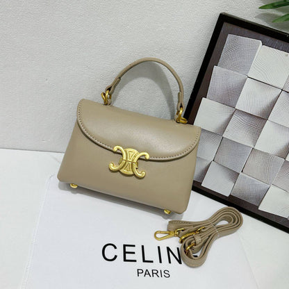 Celine - MK
90 dhs🪙🌨️

With box
🎁🎁🎁

Zain35
♥️♥️♥️