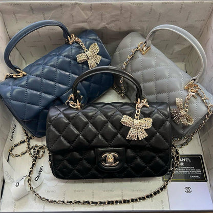 Chanel Master
20cm🥰 
330 dhs💓

Zain228
♥️♥️♥️