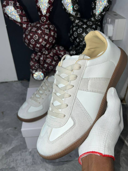Maison Margiela Replica 'White Grey' ⬜️🩶
36-45 AVAILABLE 
240 dhs🇦🇪🇦🇪

Zain242
♥️♥️♥️