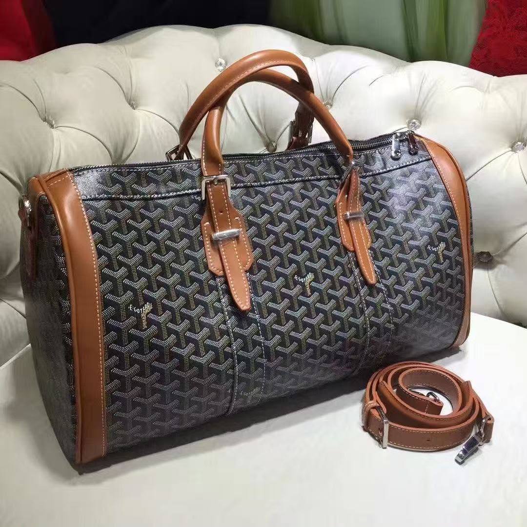 Goyard  Travel Bags
New Came❣️❣️
120 dhs✅

Zain143
♥️♥️♥️