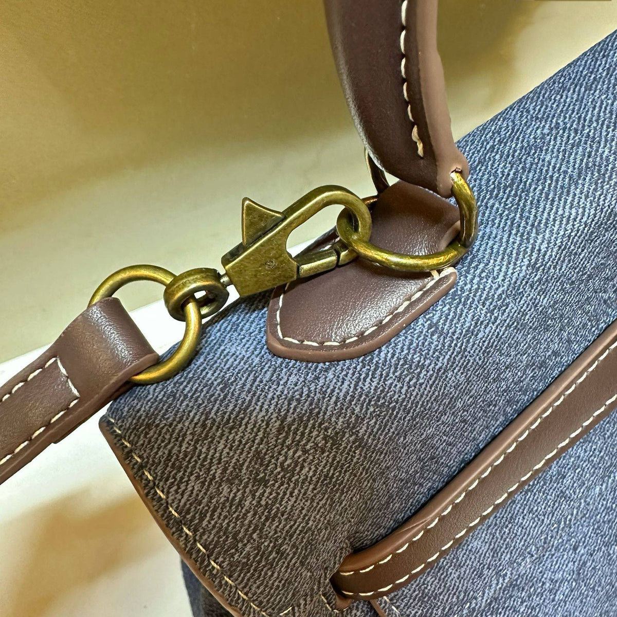 HERMES

 NEW CAME
 BIG SIZE

100 dhs🇦🇪🇦🇪
Size:28cm

Zain295
Zain39
♥️♥️♥️