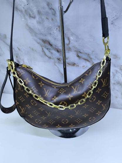 LV
with box
🎁🎁🎁

95 dhs✅

Zain203
♥️♥️♥️
