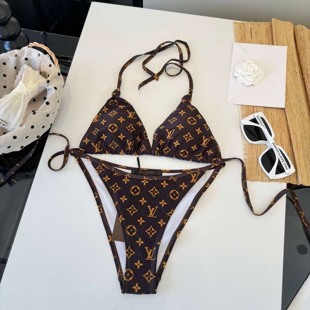 LOUIS VUITTON
*Super Master quality*
*Sizes:S M L XL*

280 dhs✅

Zain308
♥️♥️♥️