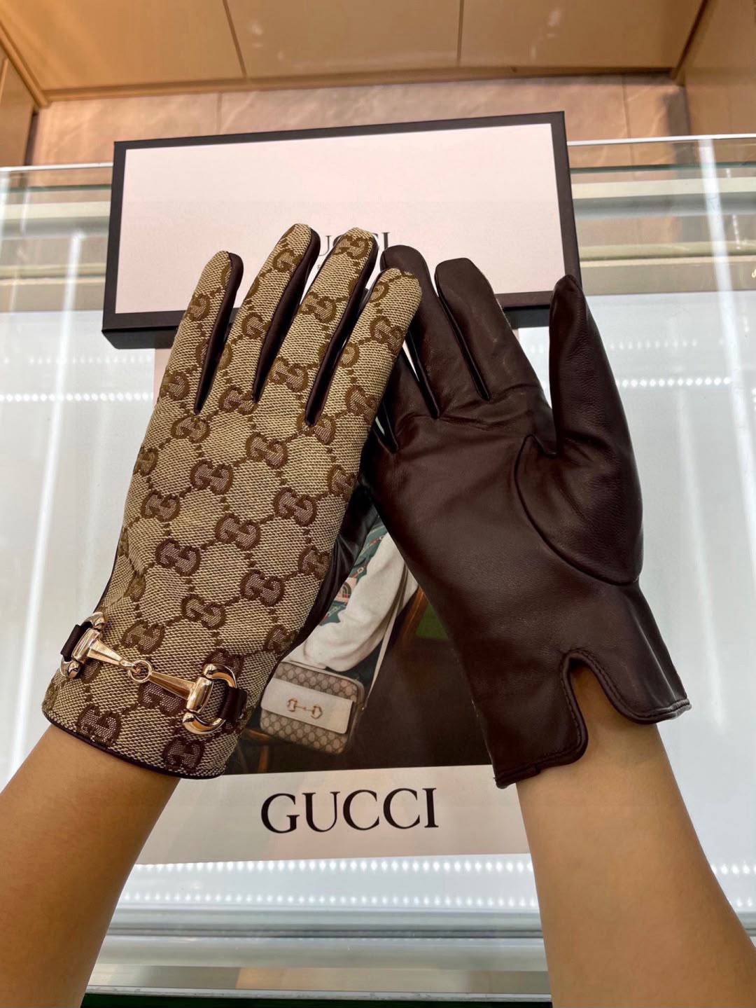 VALENTINO - GUCCI
💙*VIP QUALITY*💙
350 dhs✅✅

Zain281
♥️♥️♥️