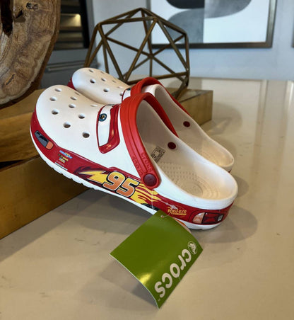 Crocs Classic Lightning McQueen' clog ‘white Red’ 🍄
NEW ARRIVALS 🤩
36-45 AVAILABLE 
120 dhs🪙💕

Zain242
♥️♥️♥️