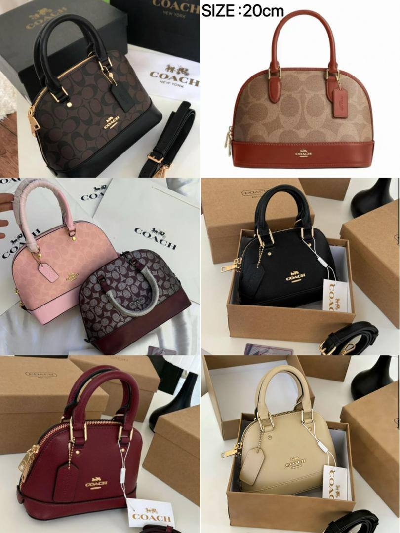 Coach
105 dhs❣️
SIZE：20cm
High-quality 

with box
🎁🎁🎁

Zain35
♥️♥️♥️