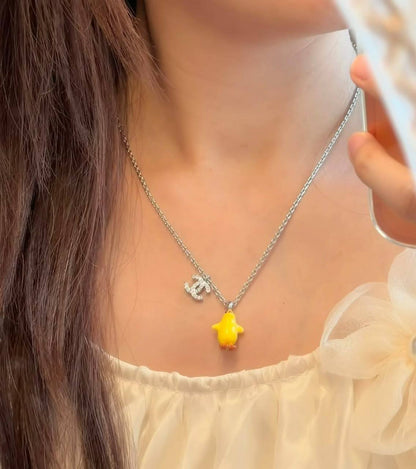 CHANEL

Necklace & Earing 
MASTER
100 dhs🇦🇪🇦🇪

With normal box 🎁

Zain263
♥️♥️♥️