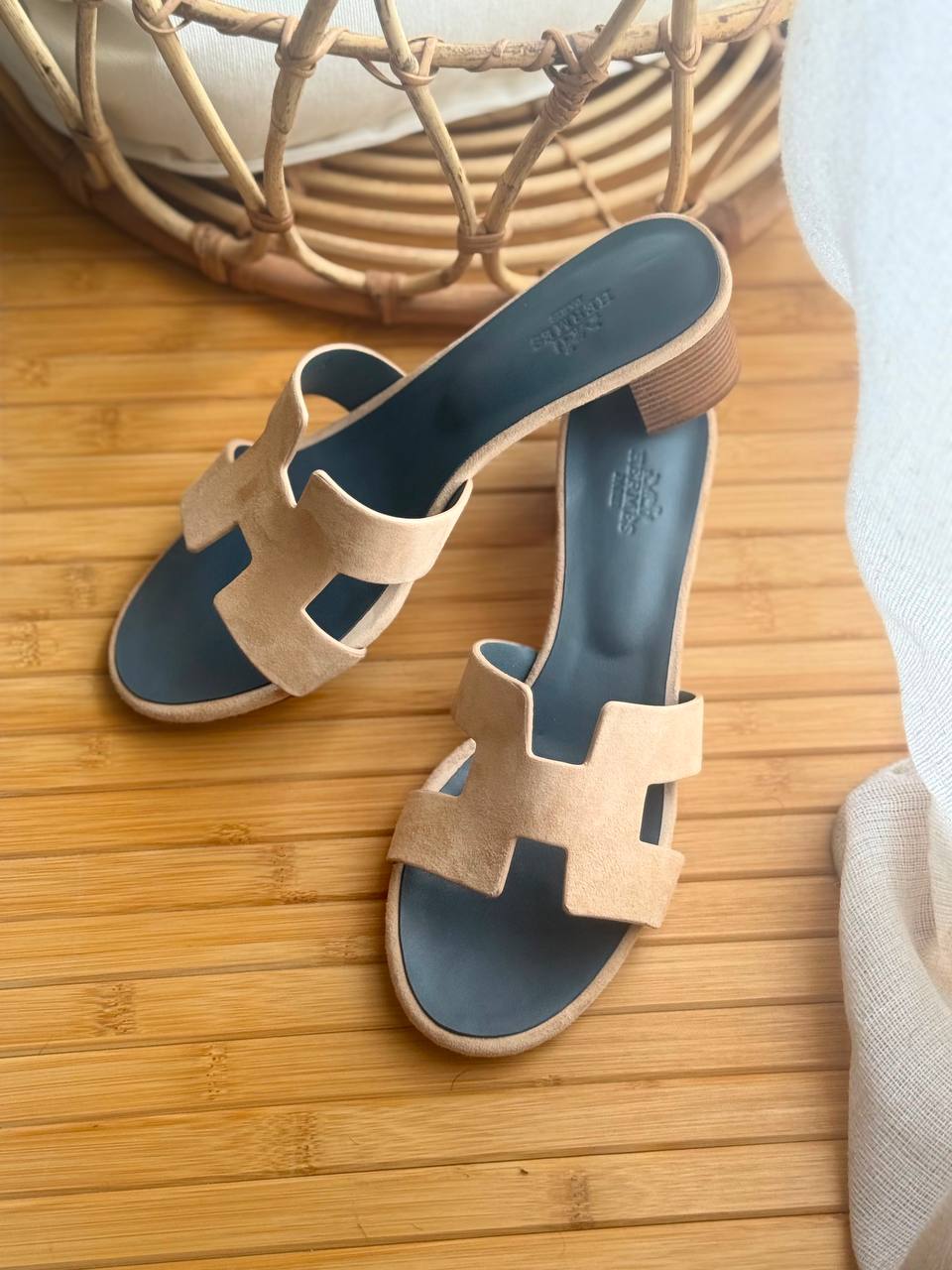Hermes
AA Quality
𝗦𝗶𝘇𝗲: 𝟯𝟲 𝘁𝗼𝗼 𝟰𝟭 
450 dhs🇦🇪🇦🇪

Zain303
♥️♥️♥️