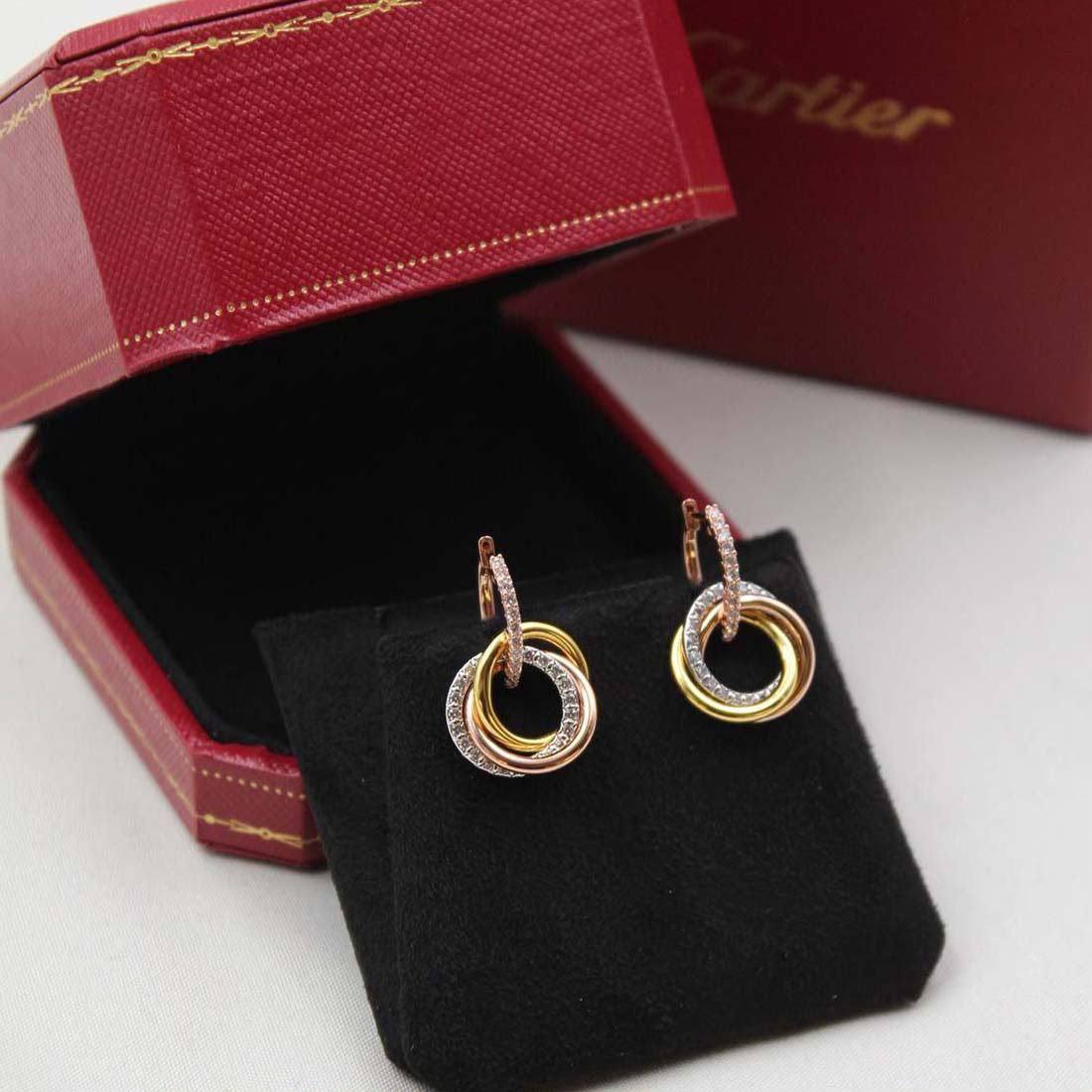 *Cartier 😍*
Necklace 🦋
Earring🔥
Bracelet 💥
Master quality 💯
With normal boxes 📦 
175 dhs🇦🇪🇦🇪

With master box 🗃️ 
215 dhs🇦🇪🇦🇪

Zain216
♥️♥️♥️