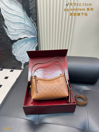 Gucci Master++
270 dhs🪙🌨️

Zain10
♥️♥️♥️