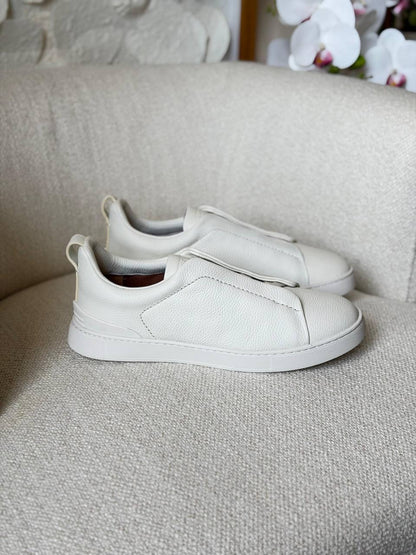ZEGNA
*AAA QUALITY*
*SIZE:40 to 46*
450 dhs✅

Zain185
♥️♥️♥️