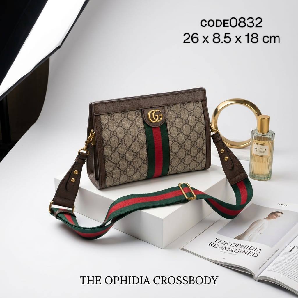 GUCCI ᴏᴘʜɪᴅɪᴀ 
ᴄʟᴜᴛᴄʜ ᴄʀᴏss ʙᴏᴅʏ ʙᴀɢ
GG sᴜᴘʀᴇᴍᴇ ᴄᴀɴᴠᴀs
ᴡɪᴛʜ ʟᴏɴɢ ᴛʀɪᴍ sᴛʀᴀᴘ
ᴛᴡᴏ ᴄᴏᴍᴘᴀʀᴛᴍᴇɴᴛ
ɢᴏʟᴅ ʜᴀʀᴅᴡᴀʀᴇ
sɪᴢᴇ : 26 cm
ᴡɪᴛʜ SHOPPER ᴘᴀᴘᴇʀ ʙᴀɢ

80 dhs✅

Zain31
♥️♥️♥️