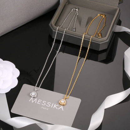 Messika SET❤️‍🔥*
Necklace 🦋
Earring🐦‍🔥
Ring 💍 available size ✨
6,7,8
Master quality 💯
With normal boxes 📦 
120 dhs✅
With master box 🗃️ 
155 dhs✅

Zain216
♥️♥️♥️