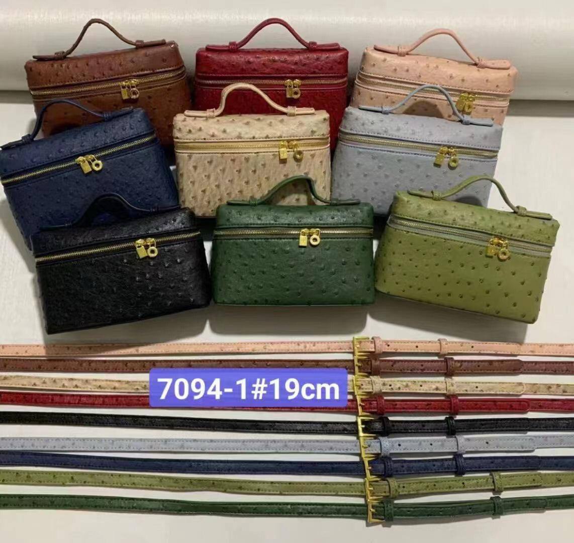 Loro Piana
85 dhs🪙💕

with box
🎁🎁🎁

Zain90
♥️♥️♥️