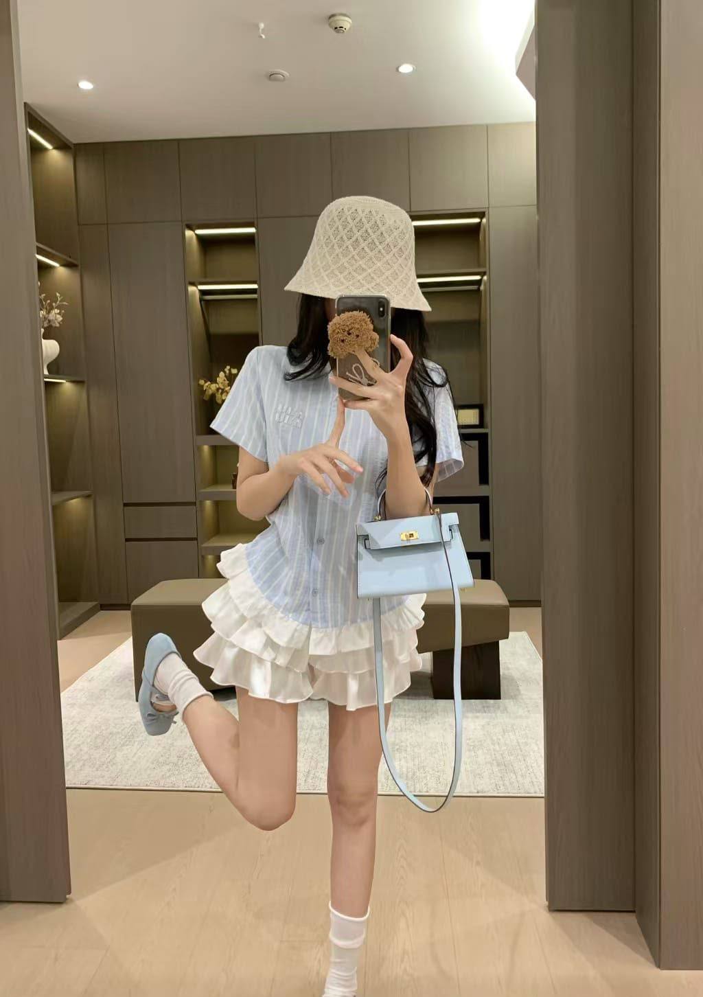 MIU MIU
*Super Master quality*
*Sizes:S M L*

320 dhs✅

Zain308
♥️♥️♥️