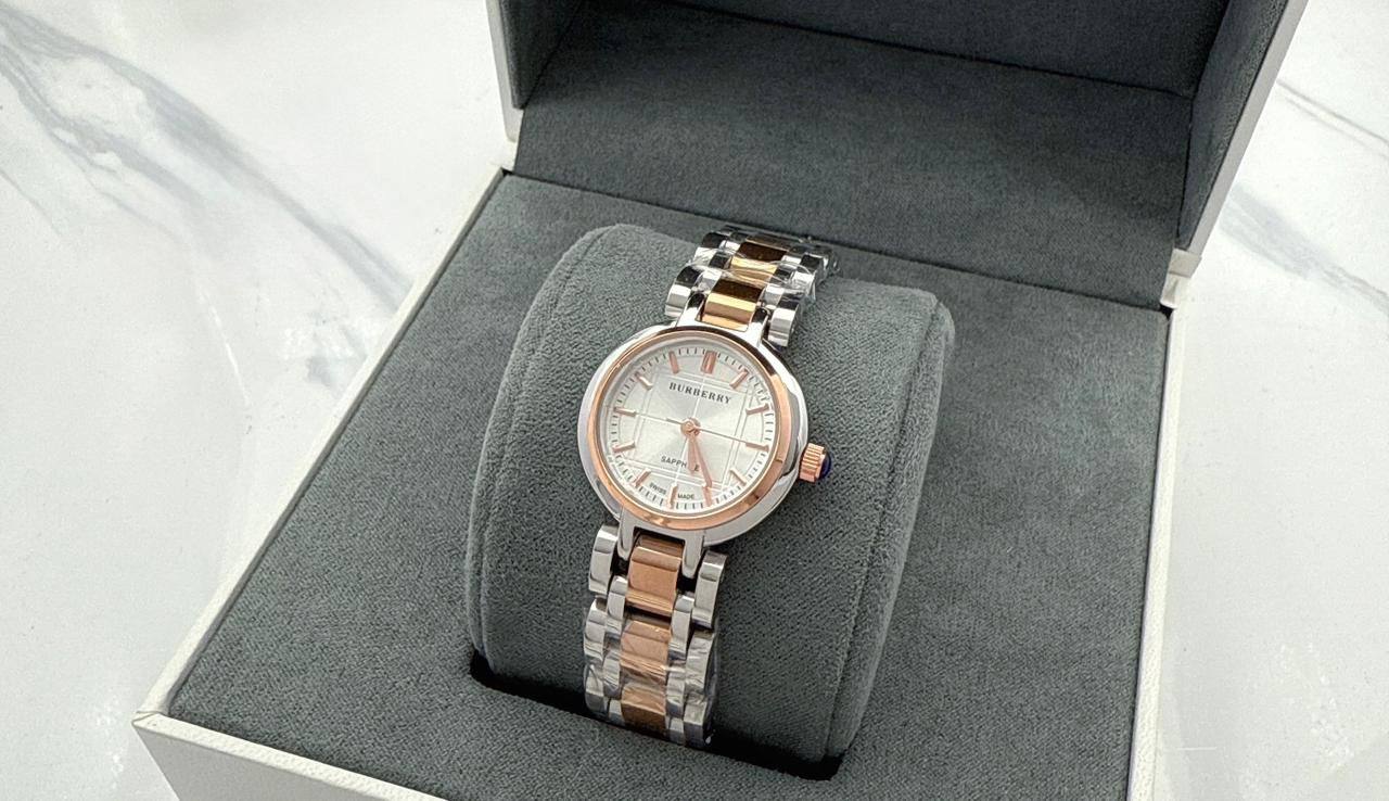 Burberry Ladies
60 dhs❣️

Zain45
♥️♥️♥️