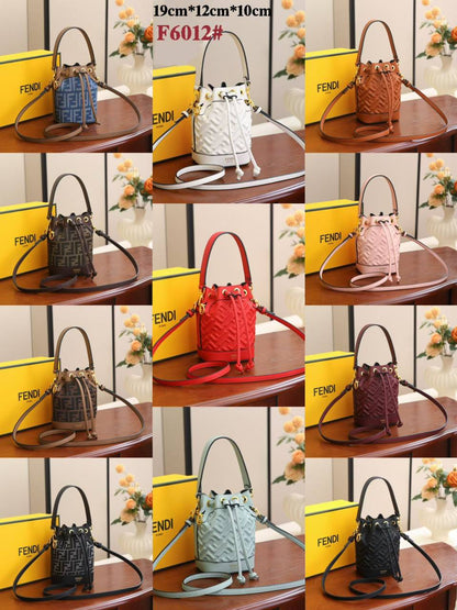 FENDI
 GOOD QUALITY

 WITH BOX 🎁

100 dhs✅

Zain39
♥️♥️♥️