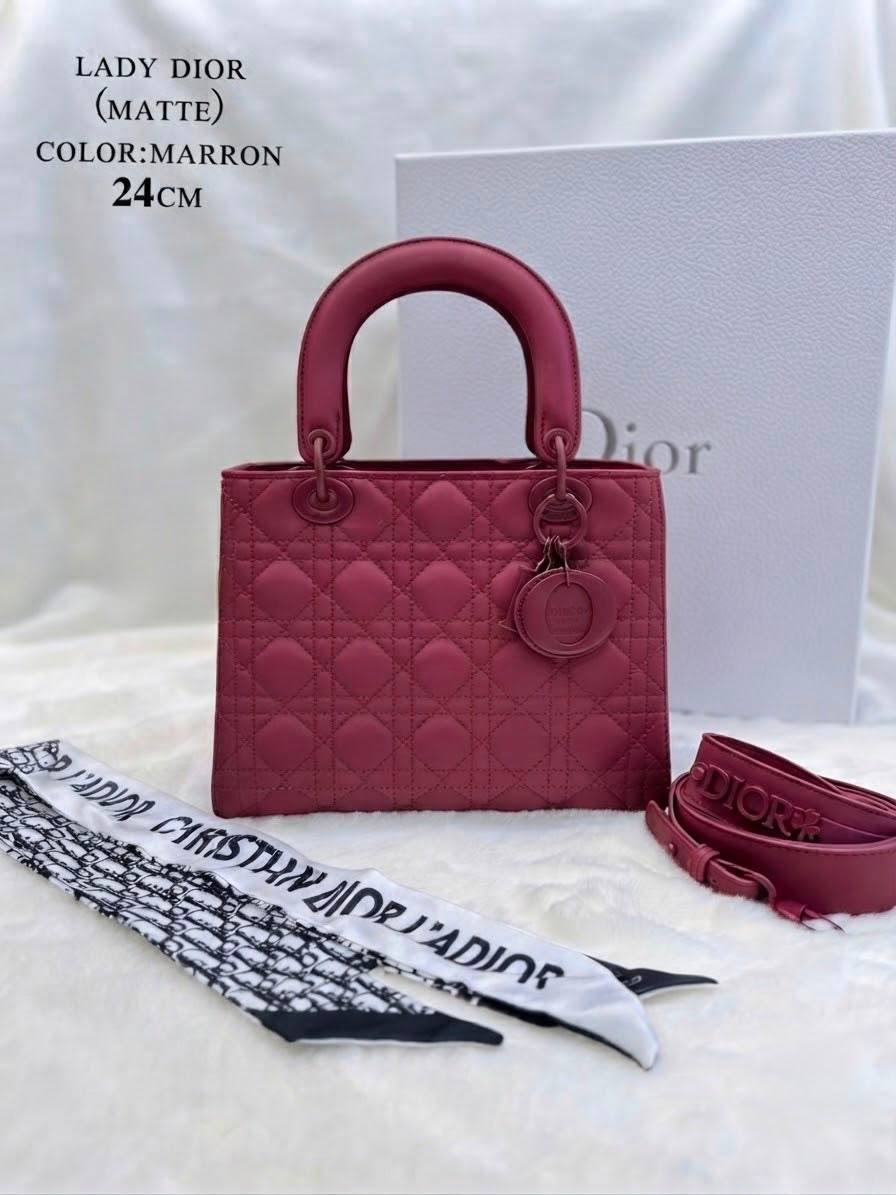 Lᴀᴅʏ Dior Mᴀᴛᴇ
ᴡɪᴛʜʙᴏx
ᴄᴀɴᴠᴀs ɪɴsɪᴅᴇ
sɪᴢᴇ:24ᴄᴍ
120 dhs🇦🇪🇦🇪

Zain56
♥️♥️♥️