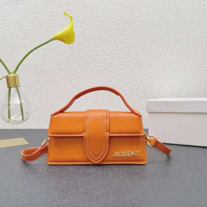 JACQUEMUS 

COPY ONE 

RESTOCK 

WITH BOX 

SMALL SIZE 190 DHS......
(Leather )

Zain295
♥️♥️♥️