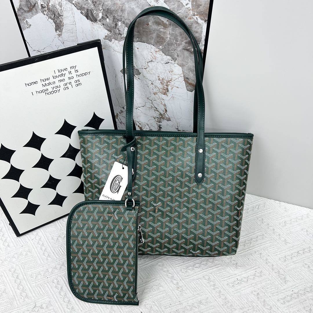 Goyard 
70 dhs💓

Zain232
♥️♥️♥️