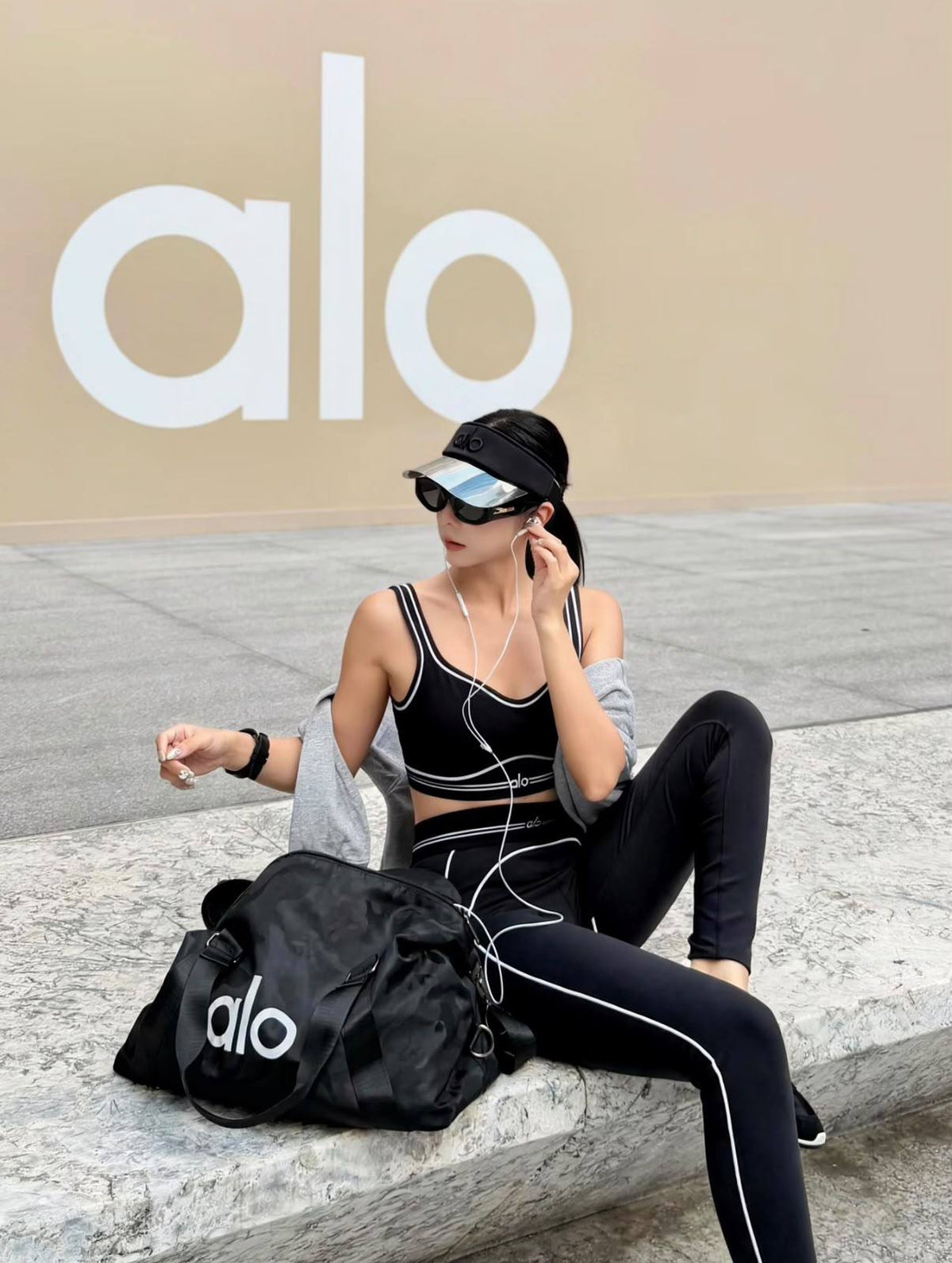 alo  
travelling bag 
new came 

good quality 

95 dhs🇦🇪🇦🇪

Size:55cm

Zain295
Zain17
Zain39
♥️♥️♥️