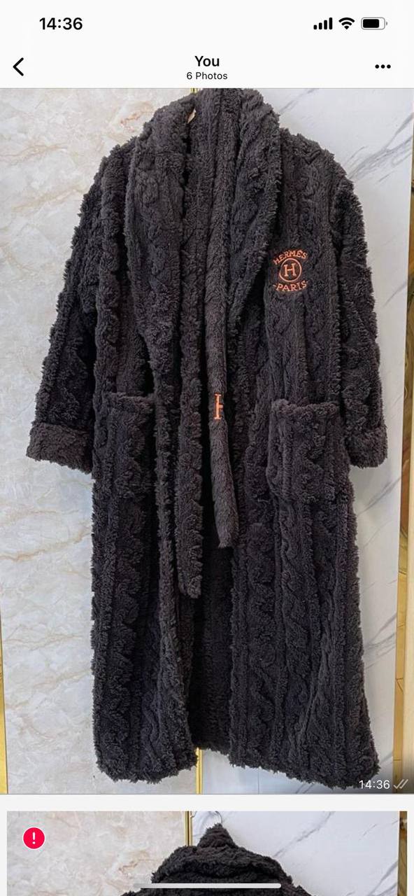 Towel 
230 dhs✅
Size free

Zain231
♥️♥️♥️