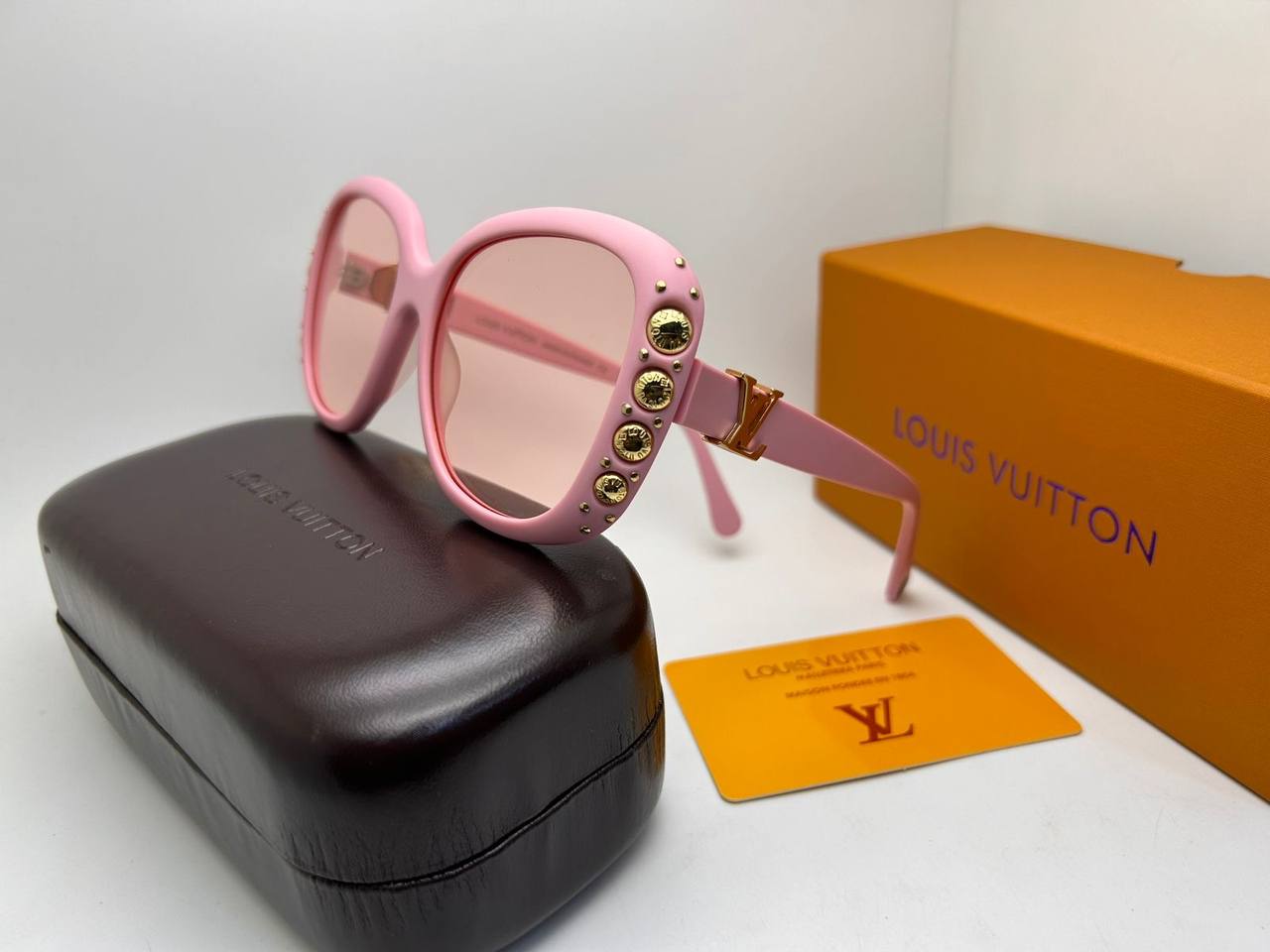 LV
Ladies master quality 
180 dhs✅

Zain126
♥️♥️♥️