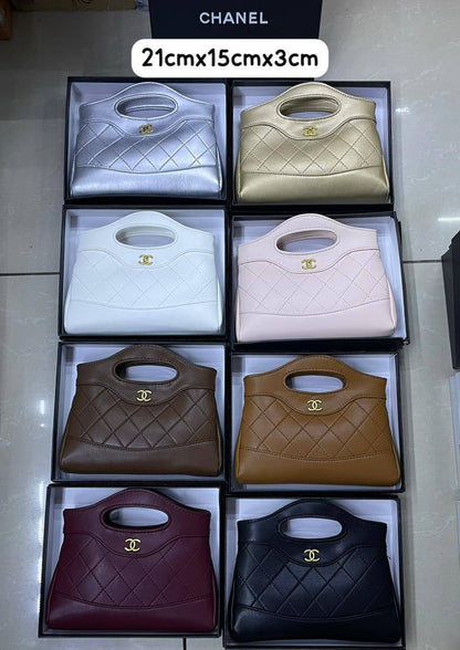 Chanel

with box
🎁🎁🎁

95 dhs✅

Zain72
♥️♥️♥️