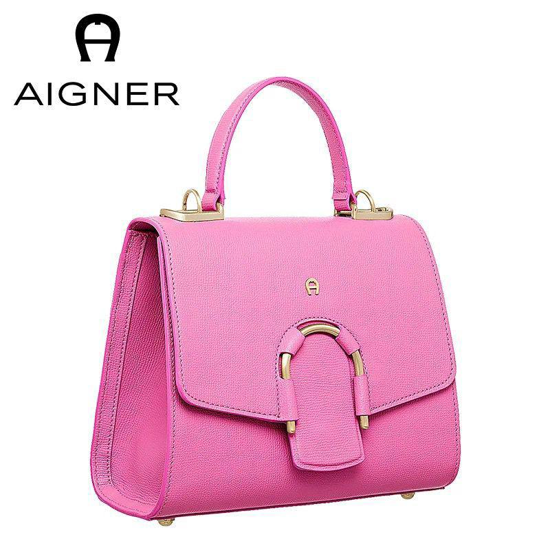 Aigner
105 dhs❣️

Zain07
♥️♥️♥️