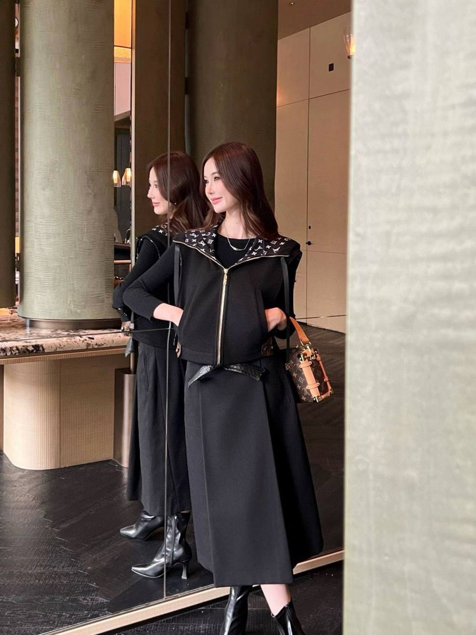 *New collections 💕💕  
260 dhs🪙🌨️
*good  quality  
*Sizes:S M L 
*AVAILABL

Zain231
♥️♥️♥️