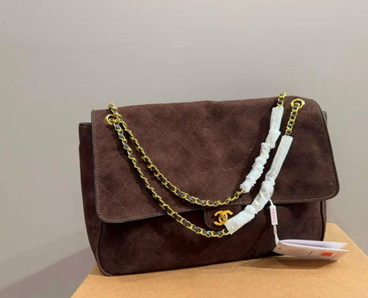 CHANEL 

COPY ONE 

NEW CAME 

200  DHS.🇦🇪🇦🇪🇦🇪

Size:40cm

Zain295
♥️♥️♥️