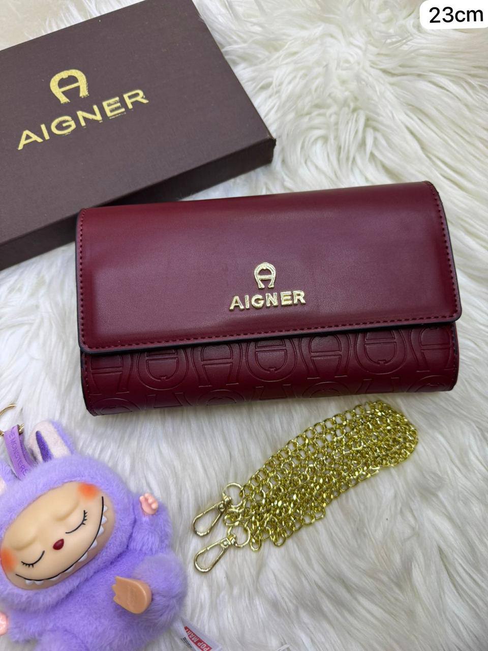🌷Aigner hot design❤️‍🔥
Good quality +🎁
Size : 23 * 13 cm

75 dhs🇦🇪

with box🎁🎁🎁

Zain115
♥️♥️♥️