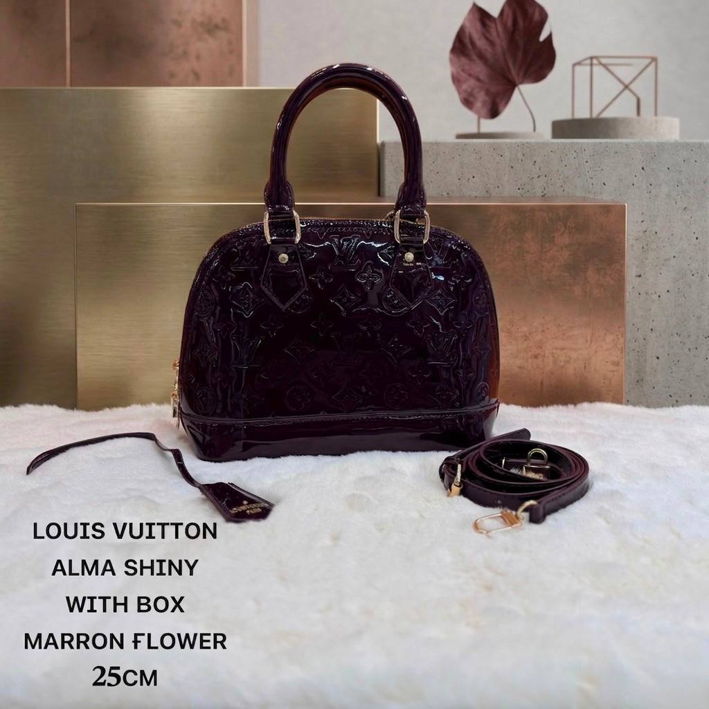 LV
ᴡɪᴛʜ ʟᴏɴɢ sᴛʀᴀᴘ
ᴡɪᴛʜʙᴏx🎁🎁🎁
ʟᴇᴀᴛʜᴇʀ/ɢᴀᴍᴏsᴀ
sɪᴢᴇ:25ᴄᴍ
90 dhs✅

Zain56
♥️♥️♥️