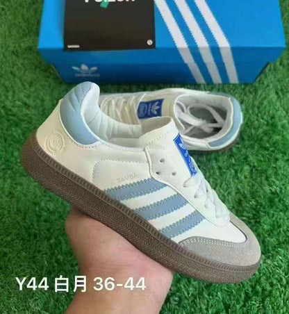 Nike
Size 36-44
80 dhs🪙💕

Zain17
♥️♥️♥️
