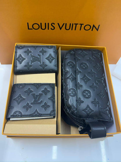 Set 

95 DHS🪙🌨️

WITHBOX AND PAPER BAG 💼
🎁🎁🎁

Zain40
♥️♥️♥️