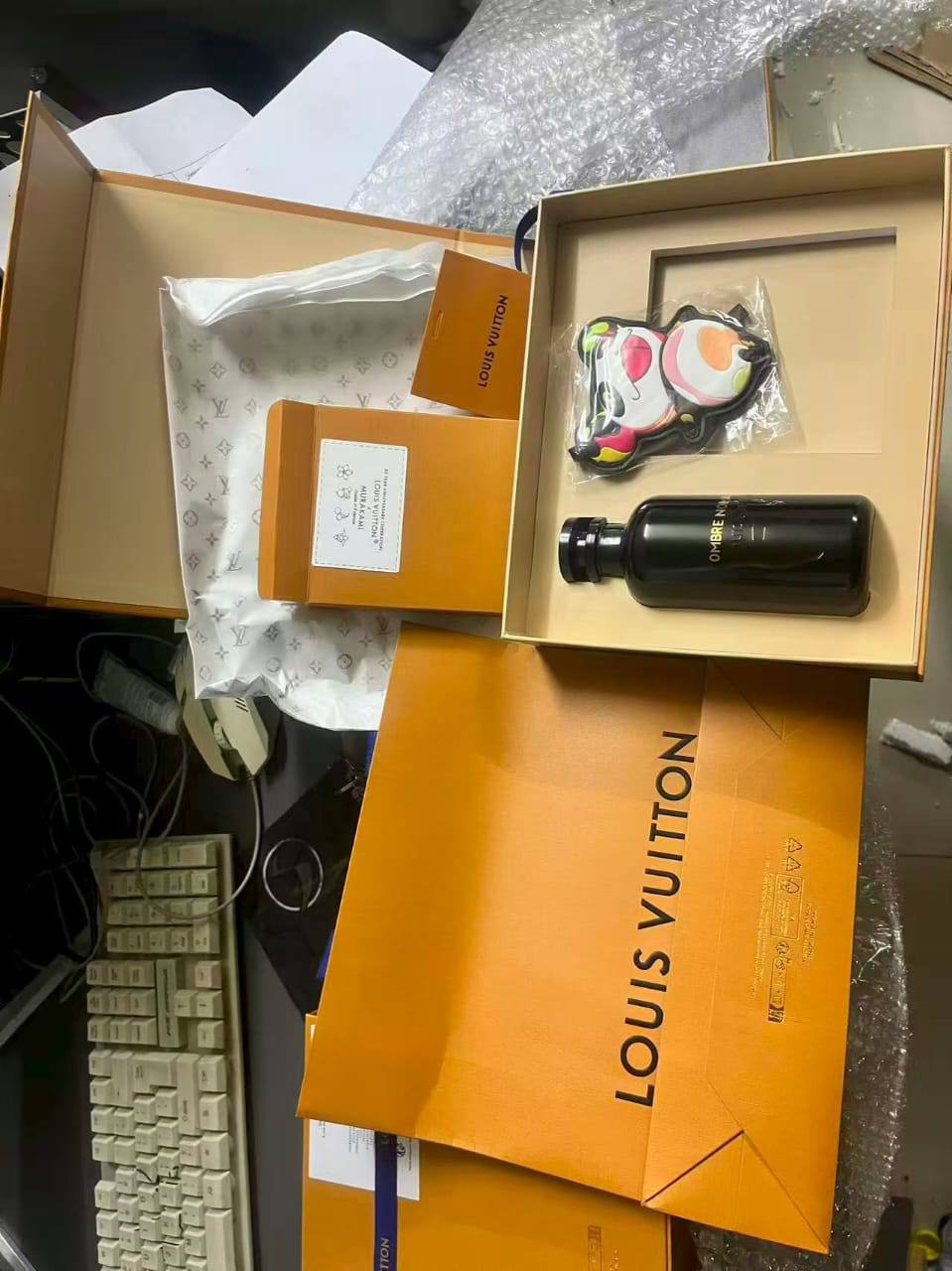 LV Master Set 
230 dhs✅

Zain285
♥️♥️♥️