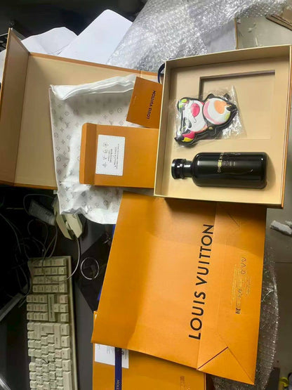 LV Master Set 
230 dhs✅

Zain285
♥️♥️♥️