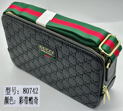 Bags
80 dhs✅

Zain182
♥️♥️♥️