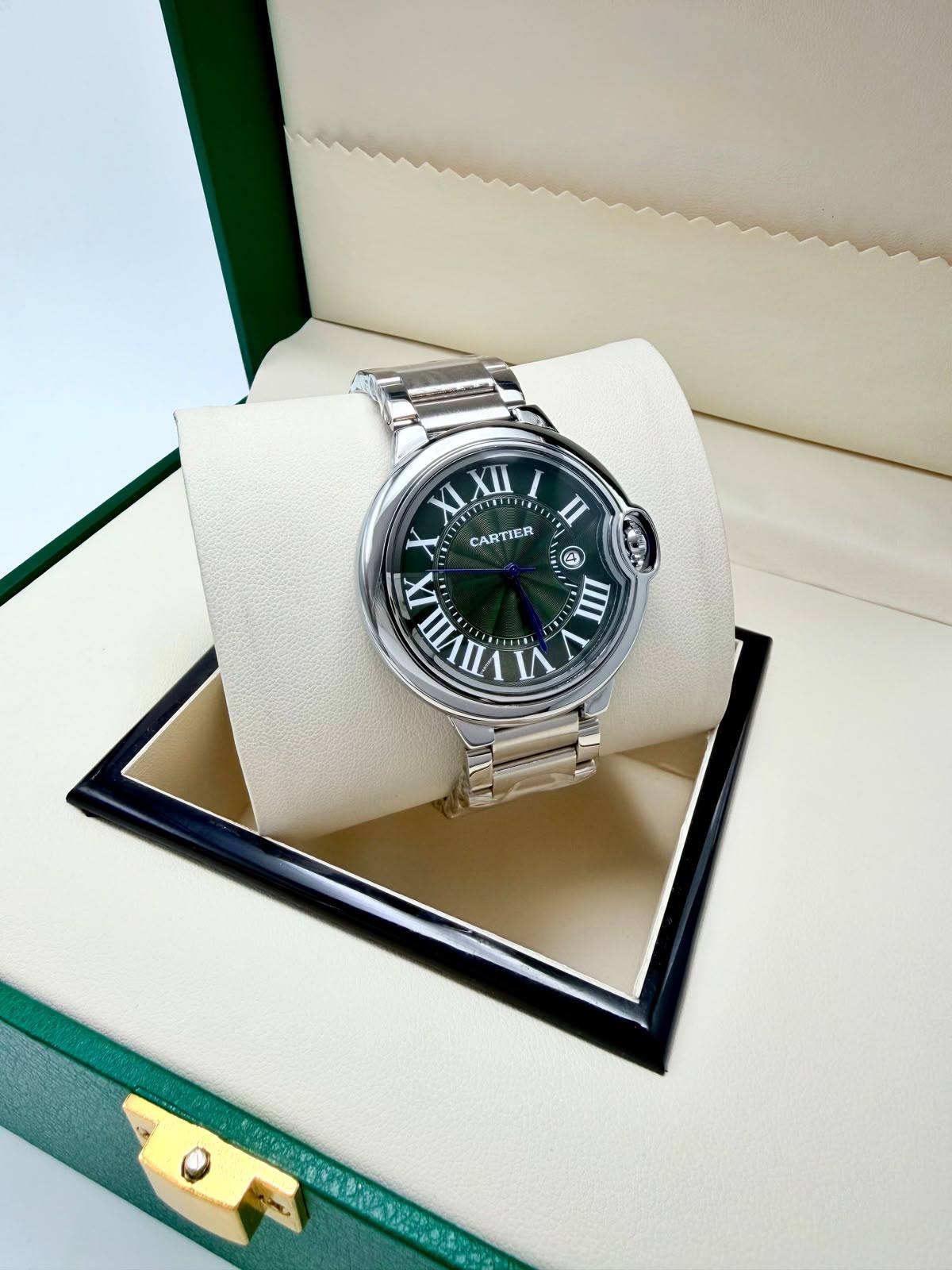 Cartier 
Burberry
Piaget
Bvlgari

55 dhs

Zain45
♥️♥️♥️