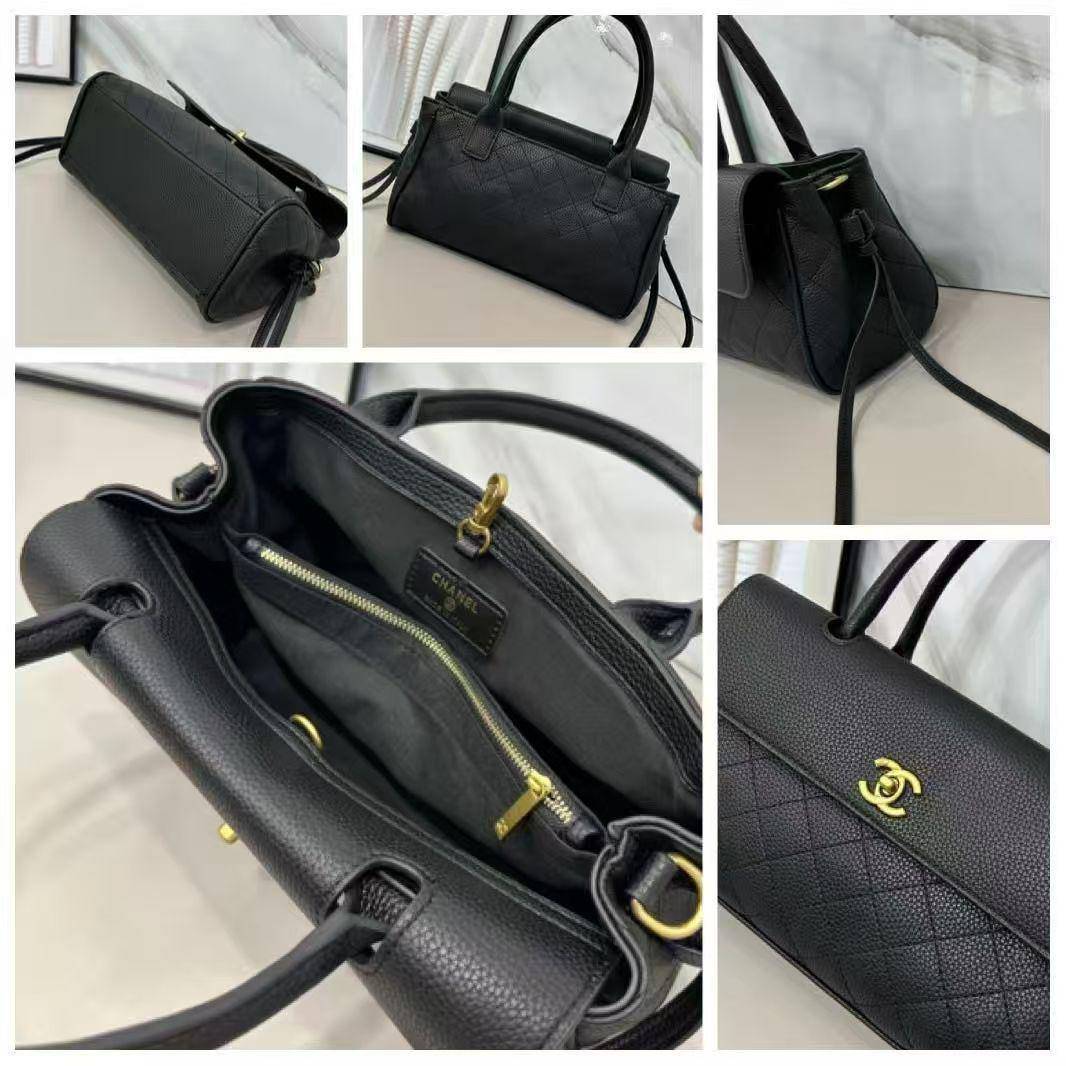 🌈 Chanel 26s

1⃣️ First quality 

Size : 27 * 12 * 18 cm
115 dhs🇦🇪🇦🇪

Zain115
♥️♥️♥️