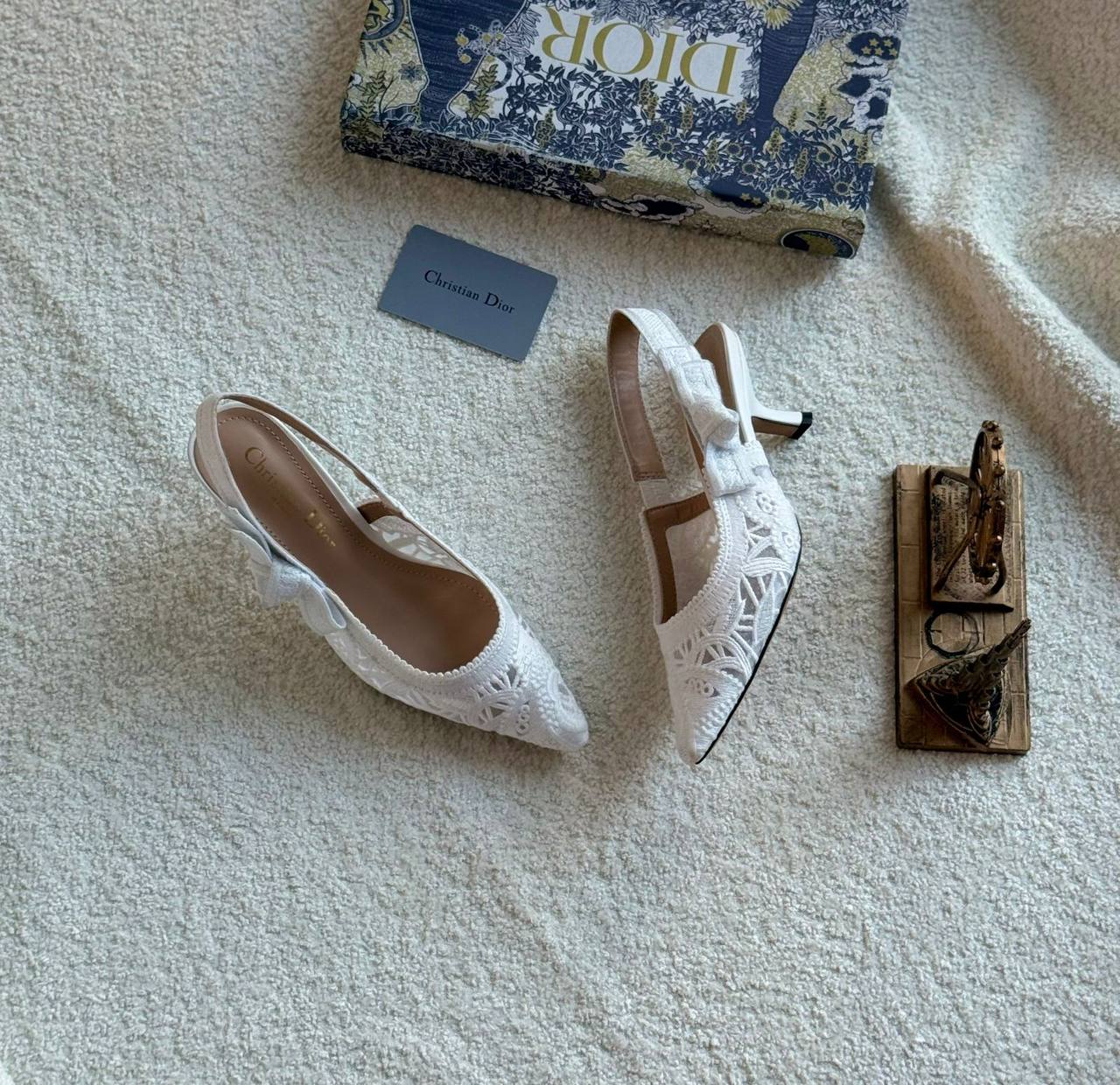 New. Dior heel 

   Size  .  36.  to 41

130 dhs🪙🌨️

Zain80
♥️♥️♥️