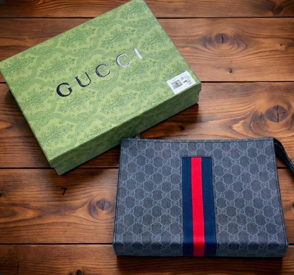 Men bags

Gucci
Vltn
Fendi

85 dhs🇦🇪🇦🇪

Zain182
♥️♥️♥️