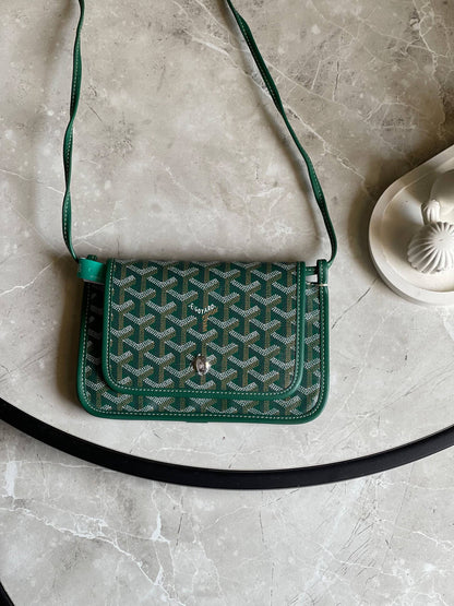 Goyard  ✨💥
Available original box 📦 
With full packing 🎀🎀
Super high quality 💥💥


For Price 👇 WhatsApp✅
0568585901 
0507557372
0552275751 Owner Zain 👌

Zain283
♥️♥️♥️