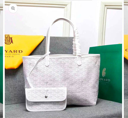 Goyard
90 dhs✅
Size：46CM
Good-quality 

Zain35
♥️♥️♥️